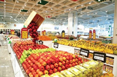 Gravity display : l'intriguant concept au rayon fruits et légumes