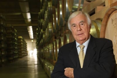 Pierre Castel : Le Discret Bâtisseur d'un Empire Mondial du Vin