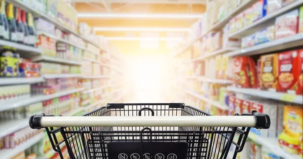 Une étude révèle pourquoi les clients choisissent toujours les mêmes produits au Supermarché