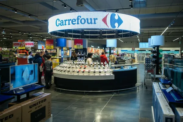 Carrefour revoit sa stratégie pour ses hypermarchés